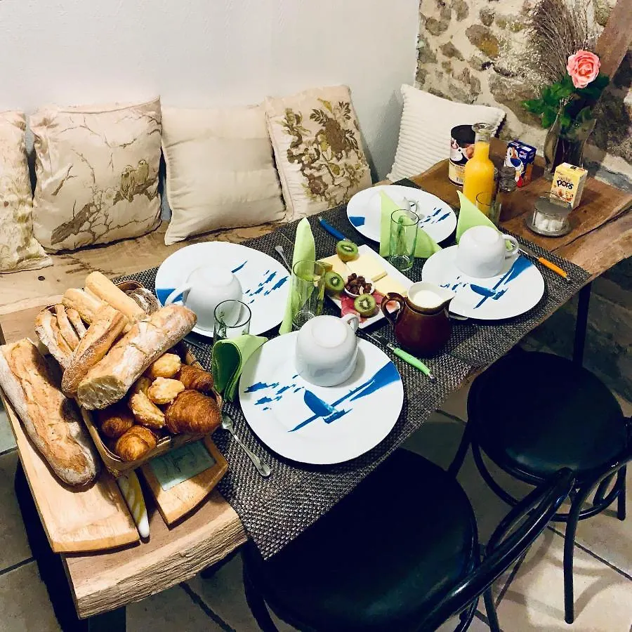 Chambres D'Hotes Du Manoir Du Haut Salmon Saint-Malo Bed & Breakfast