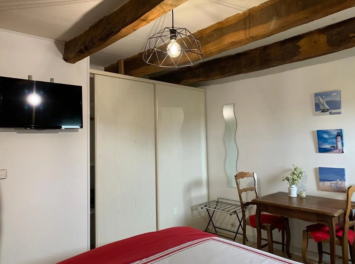 Chambres D'Hotes Du Manoir Du Haut Salmon Saint-Malo