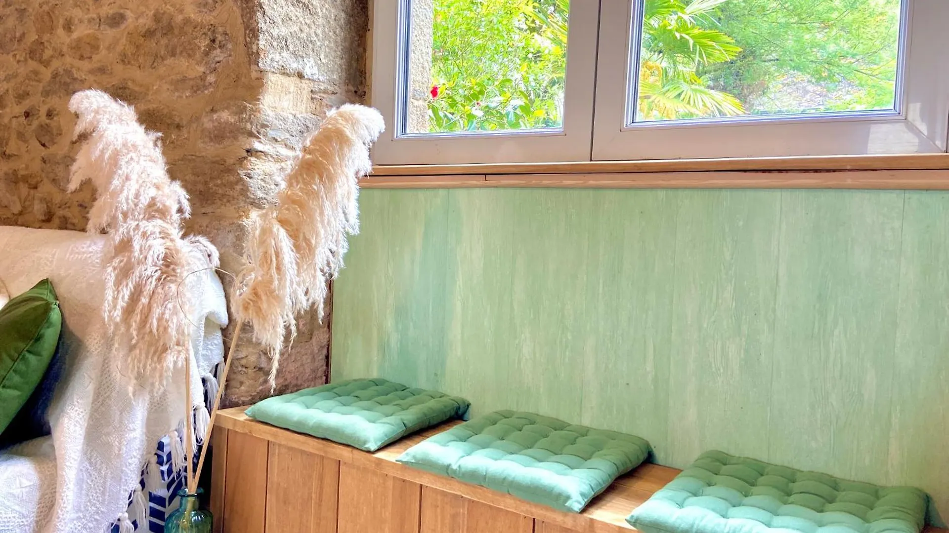 *** Bed & Breakfast Chambres D'Hotes Du Manoir Du Haut Salmon Saint-Malo France